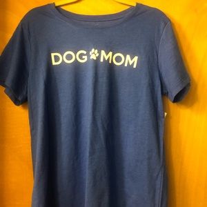 Dog mom tee